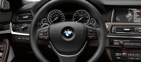 2016 BMW 5 Series 550i xDrive Gran Turismo performance