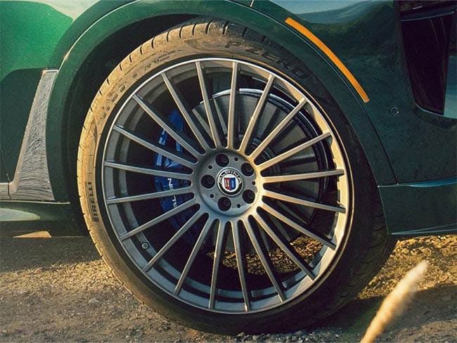 2026 BMW X Models ALPINA XB7 performance