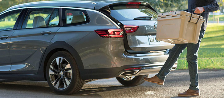 Hands-Free Power Liftgate