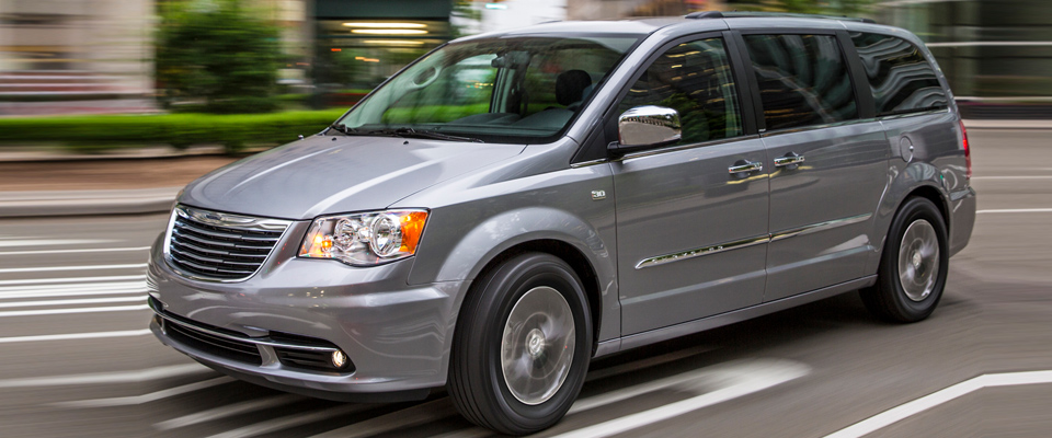 2015 Chrysler Town and Country Appearance Main Img