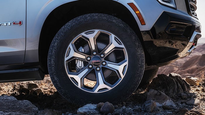 2026 GMC Yukon AT4 appearance
