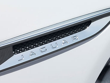 2016 Jaguar XE Sedan appearance