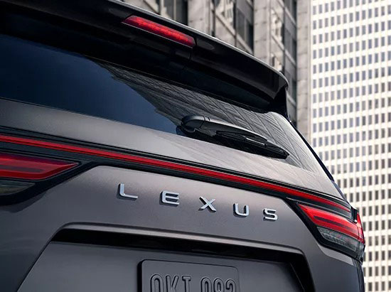 2022 Lexus LX appearance