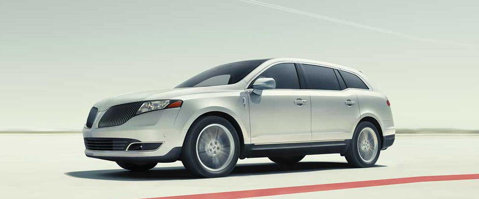 2015 Lincoln MKT Appearance Main Img