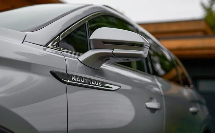 2022 Lincoln Nautilus appearance