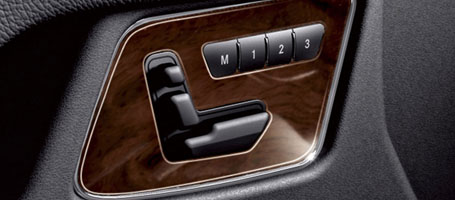 2017 Mercedes-Benz G Class SUV comfort