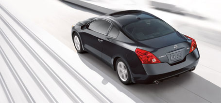 2013 Nissan Altima Coupe performance