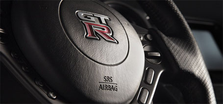 2015 Nissan GT-R safety
