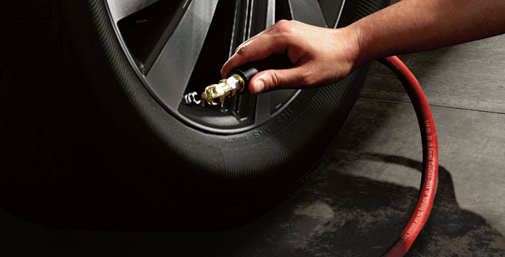TIRE PRESSURE MONITORING SYSTEM (TPMS) with Easy Fill Tire Alert