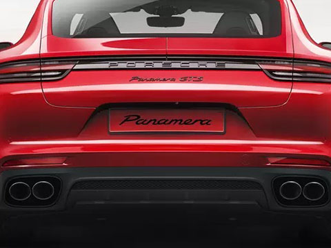 2020 Porsche Panamera GTS performance