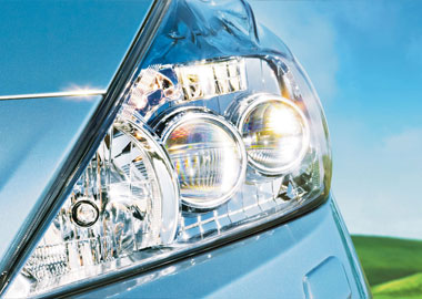 2015 Toyota Prius V headlights