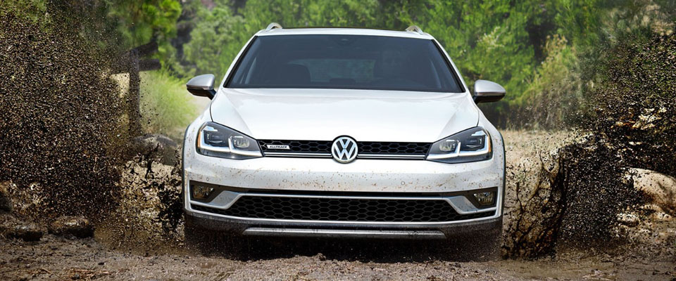 2019 Volkswagen Golf Alltrack Safety Main Img