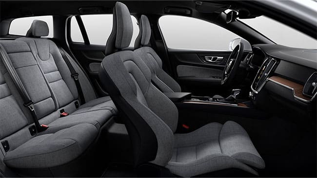 2026 Volvo V60 Cross Country comfort