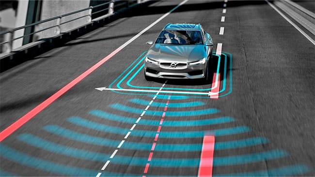 2026 Volvo V90 Cross Country safety