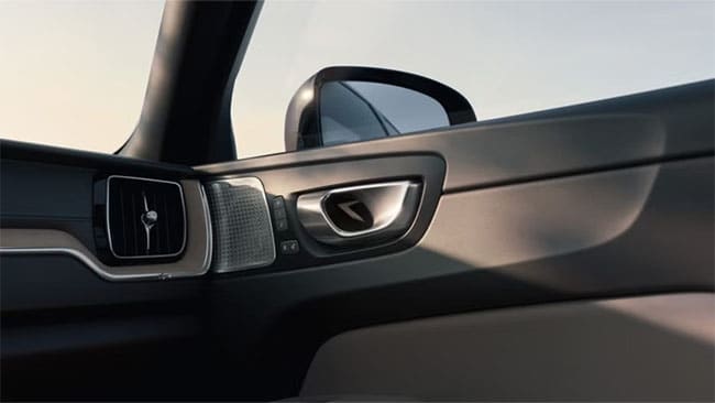 2026 Volvo XC60 Plug-in Hybrid comfort