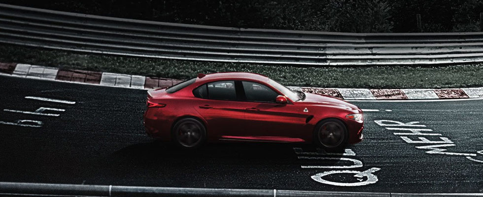 2019 Alfa Romeo Giulia Quadrifoglio Main Img