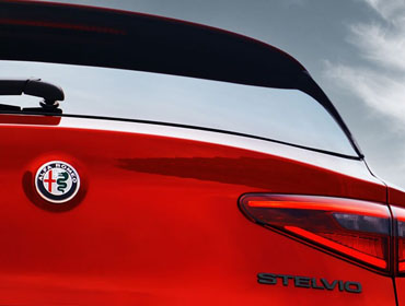 2020 Alfa Romeo Stelvio Quadrifoglio appearance