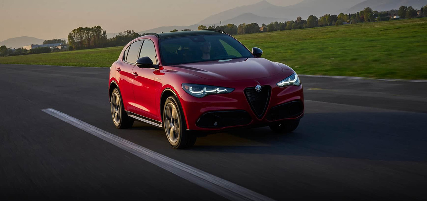 2025 Alfa Romeo Stelvio Appearance Main Img