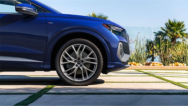 2026 Audi Q4 e-tron appearance