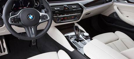 2017 BMW 5 Series M550i xDrive Sedan comfort