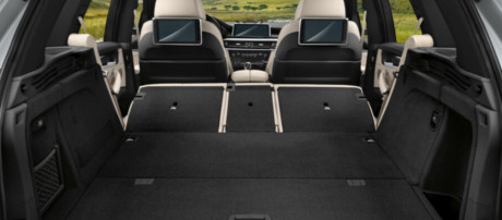 2018 BMW X Models X5 xDrive50i third row seat