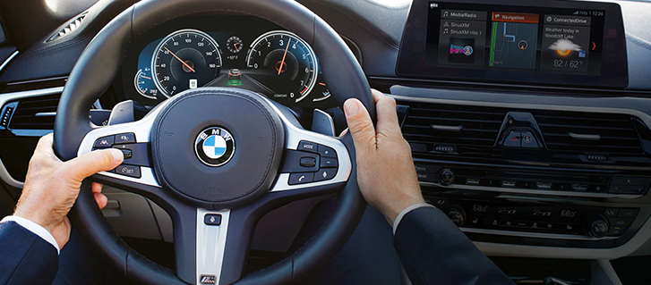 2019 BMW 5 Series M550i xDrive Sedan Driving Assistant