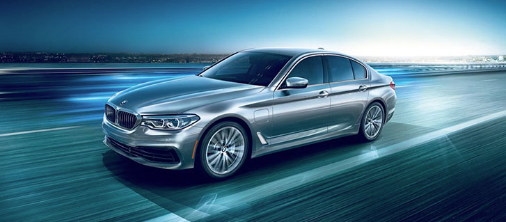 2020 BMW 5 Series 530e Sedan performance