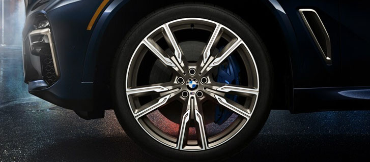 2020 BMW X Models X5 M50i performance