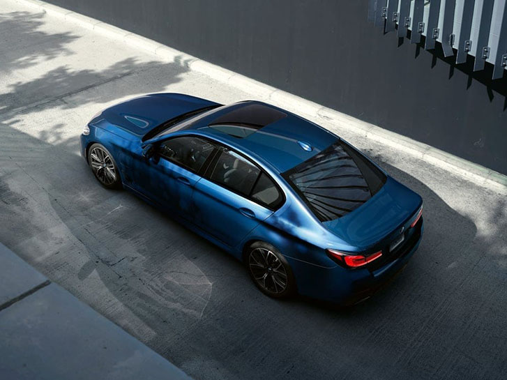 2021 BMW 5 Series 530i Sedan appearance