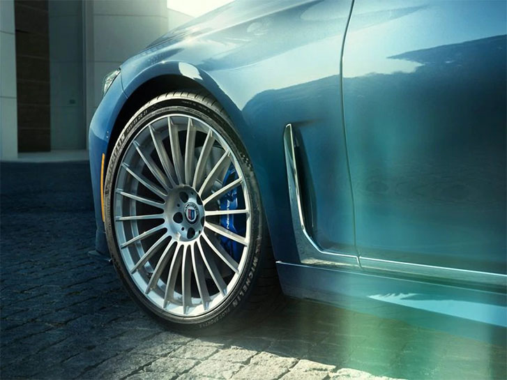 2021 BMW 7 Series ALPINA B7 xDrive performance