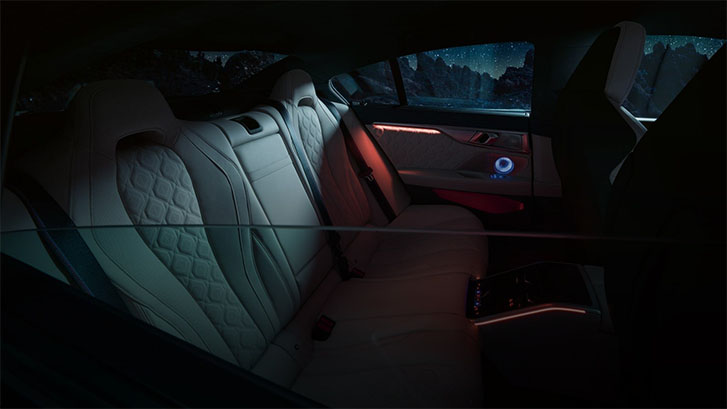 2021 BMW M Models M8 Gran Coupe comfort