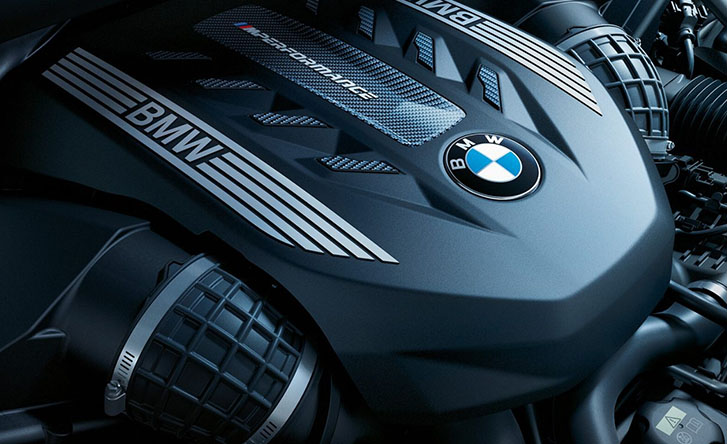 2021 BMW X Models X6 M50i performance