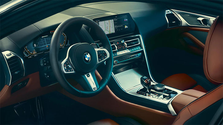 2022 BMW 8 Series 840i Coupe comfort
