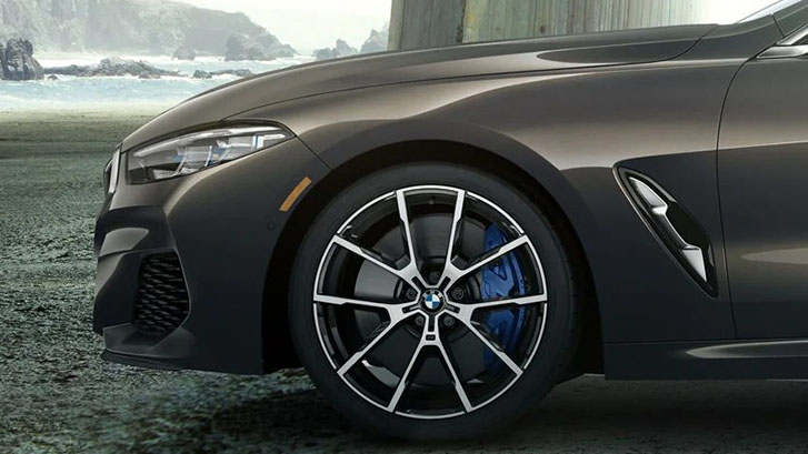 2022 BMW 8 Series M850i xDrive Convertible performance