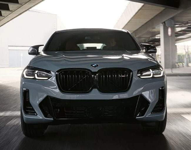 2022 BMW X Models X4 M40i appearance
