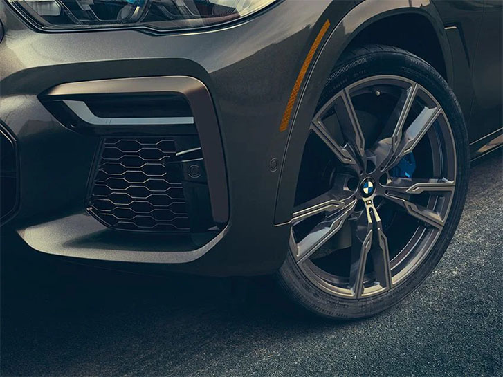 2022 BMW X Models X6 M50i appearance