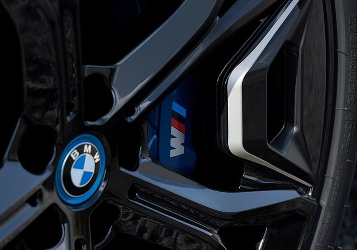 2023 BMW i Models iX M60 performance