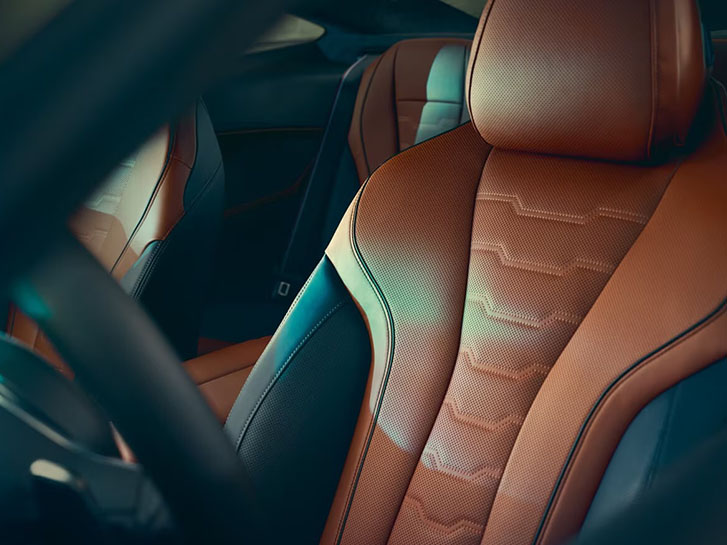 2024 BMW 8 Series M850i xDrive Coupe comfort