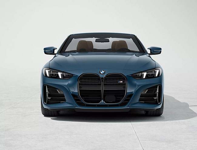 2025 BMW 4 Series M440i Convertible appearance