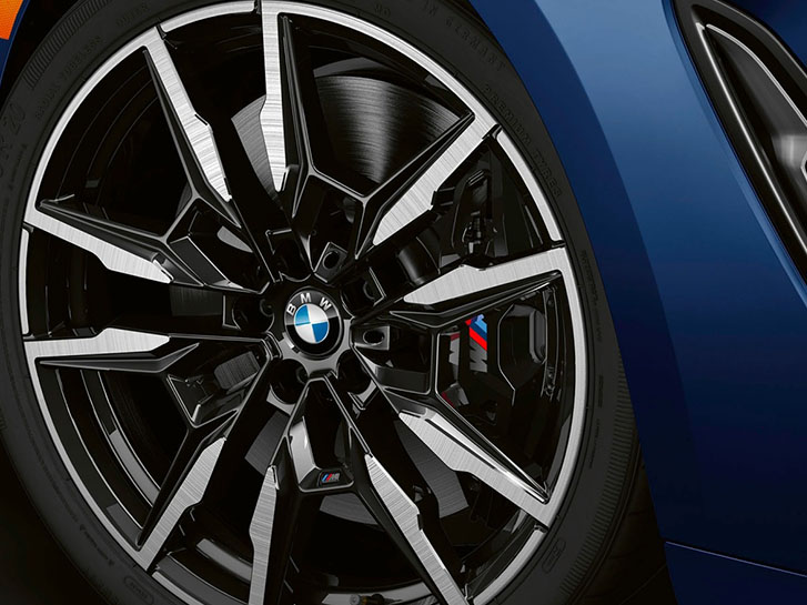 2025 BMW 8 Series ALPINA B8 performance