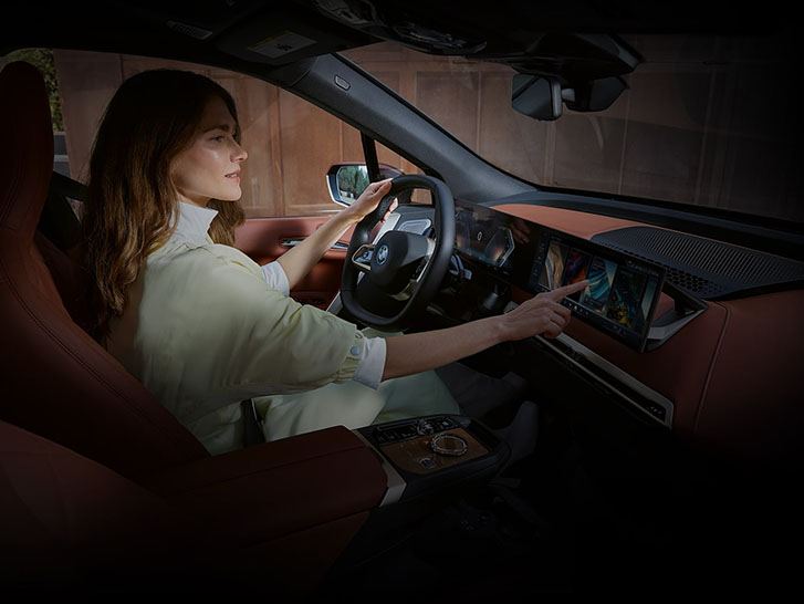 2025 BMW i Models iX xDrive50 comfort