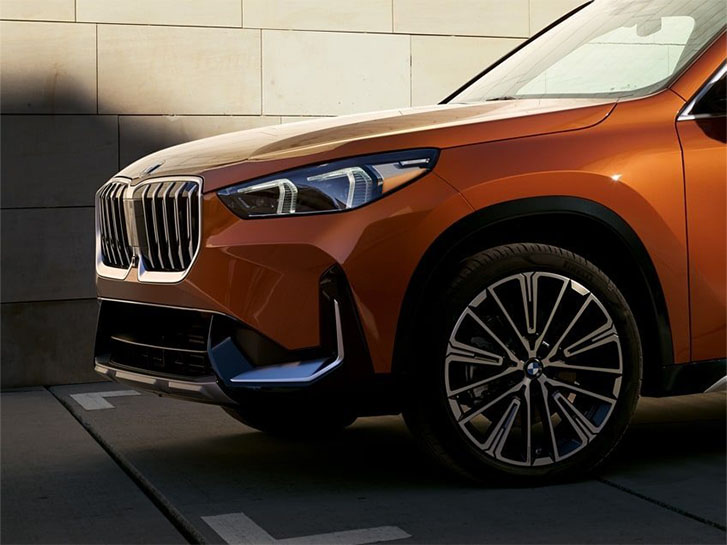 2025 BMW X Models X1 xDrive28i appearance