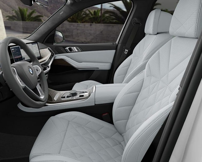 2025 BMW X Models X7 xDrive40i comfort