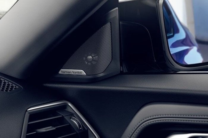 2026 BMW 2 Series 230i Coupe comfort