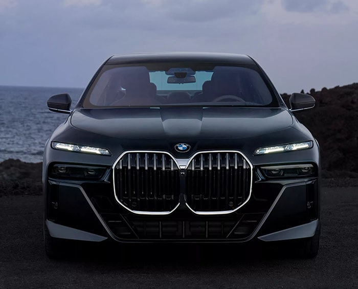 2026 BMW 7 Series 740i Sedan appearance