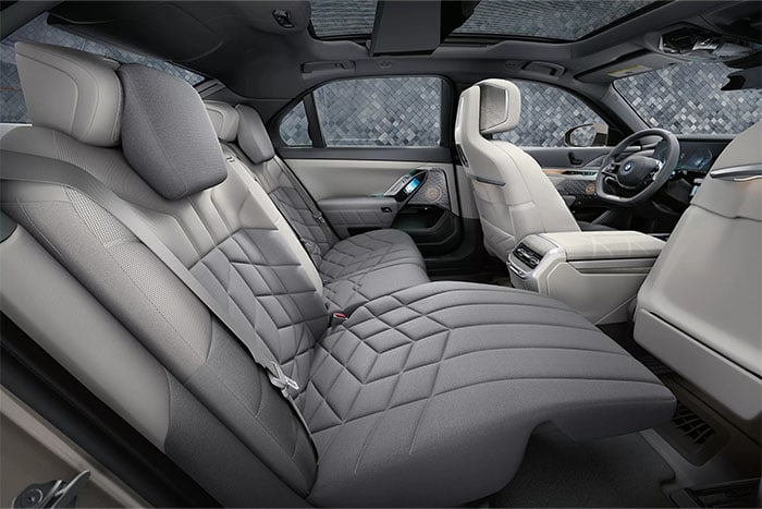 2026 BMW i Models i7 eDrive50 comfort