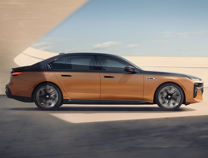 2026 BMW i Models i7 M70 appearance