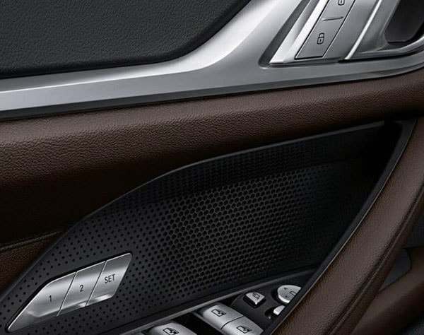 2027 BMW 4 Series 430i Convertible comfort