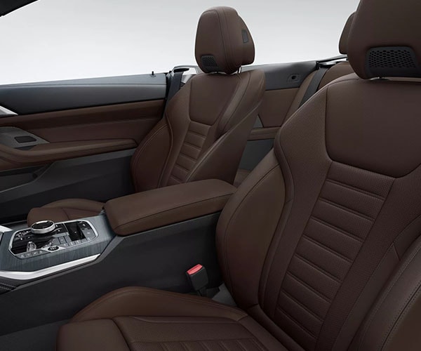 2027 BMW 4 Series M440i Convertible comfort