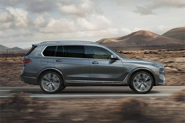 2027 BMW X Models X7 xDrive40i performance